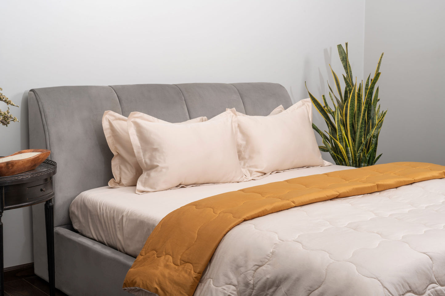 DESERT CAMEL & CHAMPAGNE SAND COMFORTER
