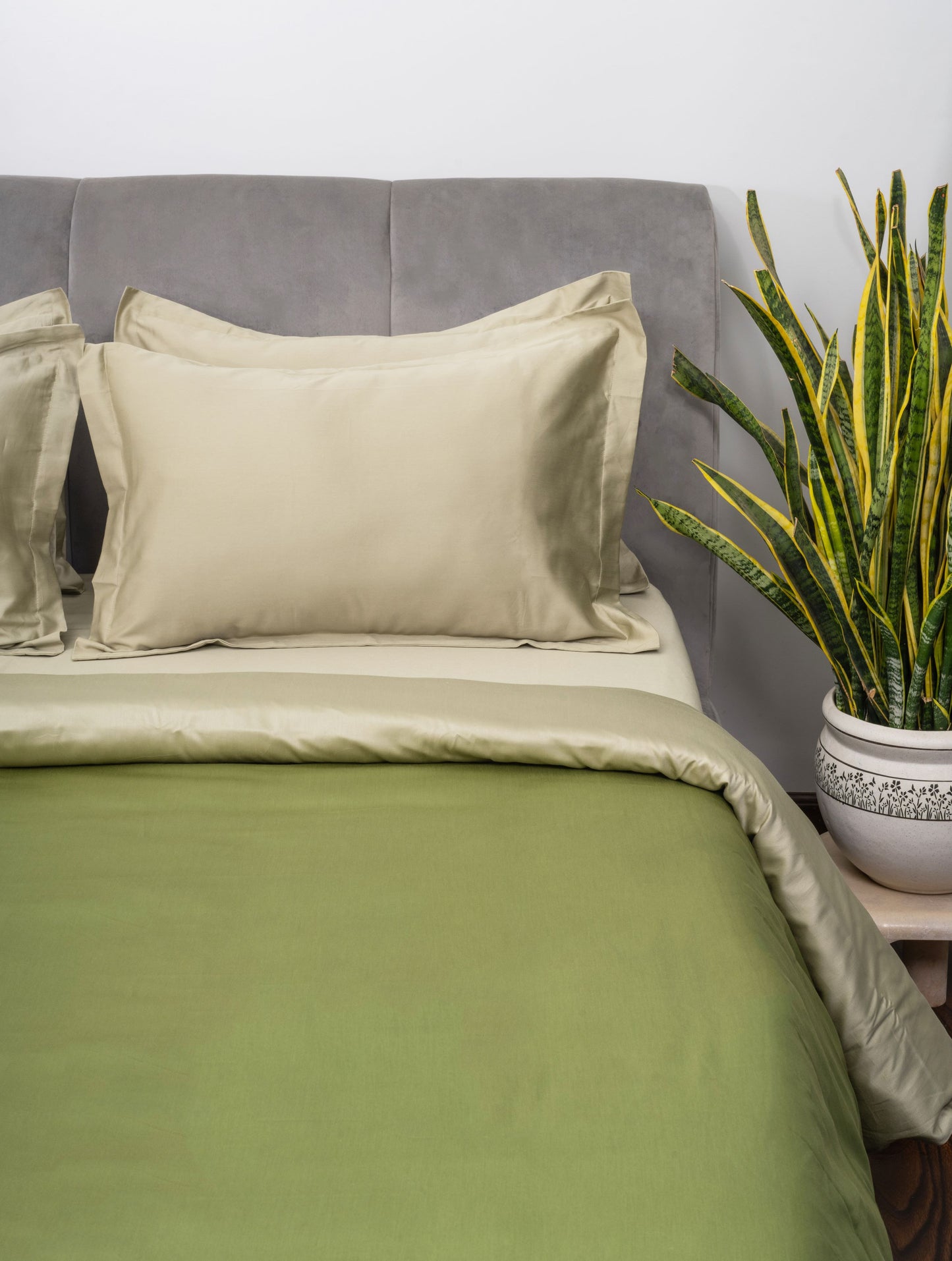 SHIMMERING OLIVE & FOREST SAGE DUVET COVER