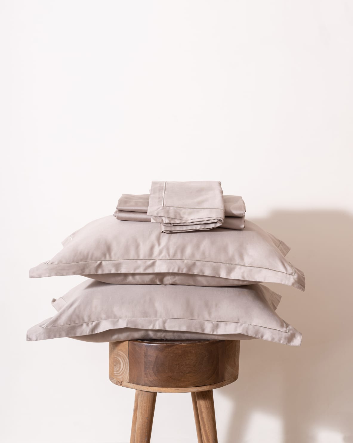 TAUPE BEDSHEET SET